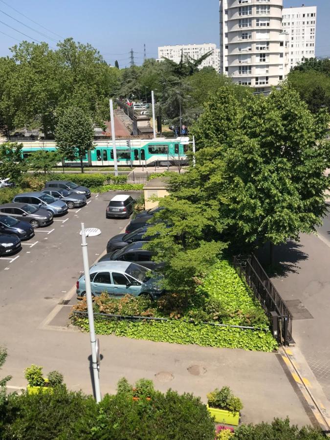 Apartamento Jardins De La Noue Villeneuve-la-Garenne Exterior foto